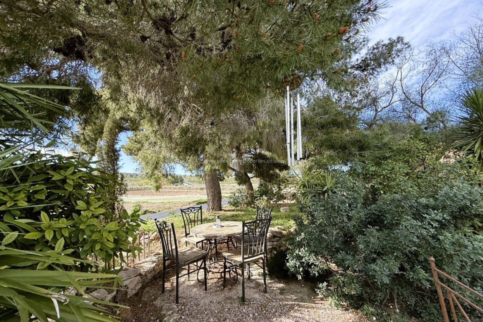 Resale - Country house - Pinoso