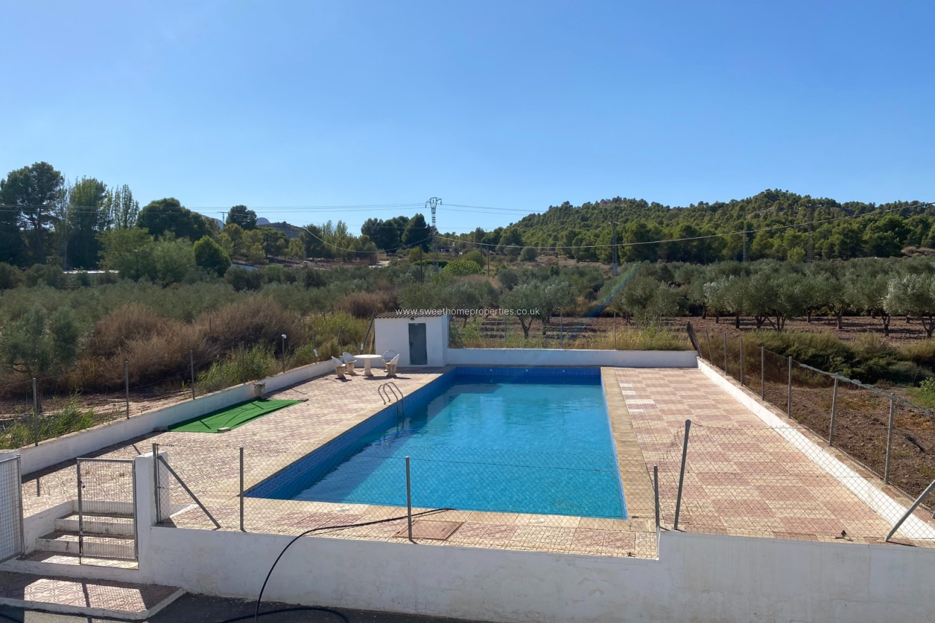 Resale - Country house - Sax