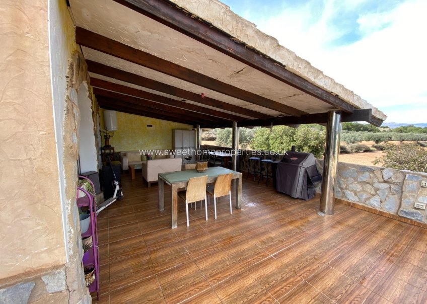 Resale - Country house - Sax