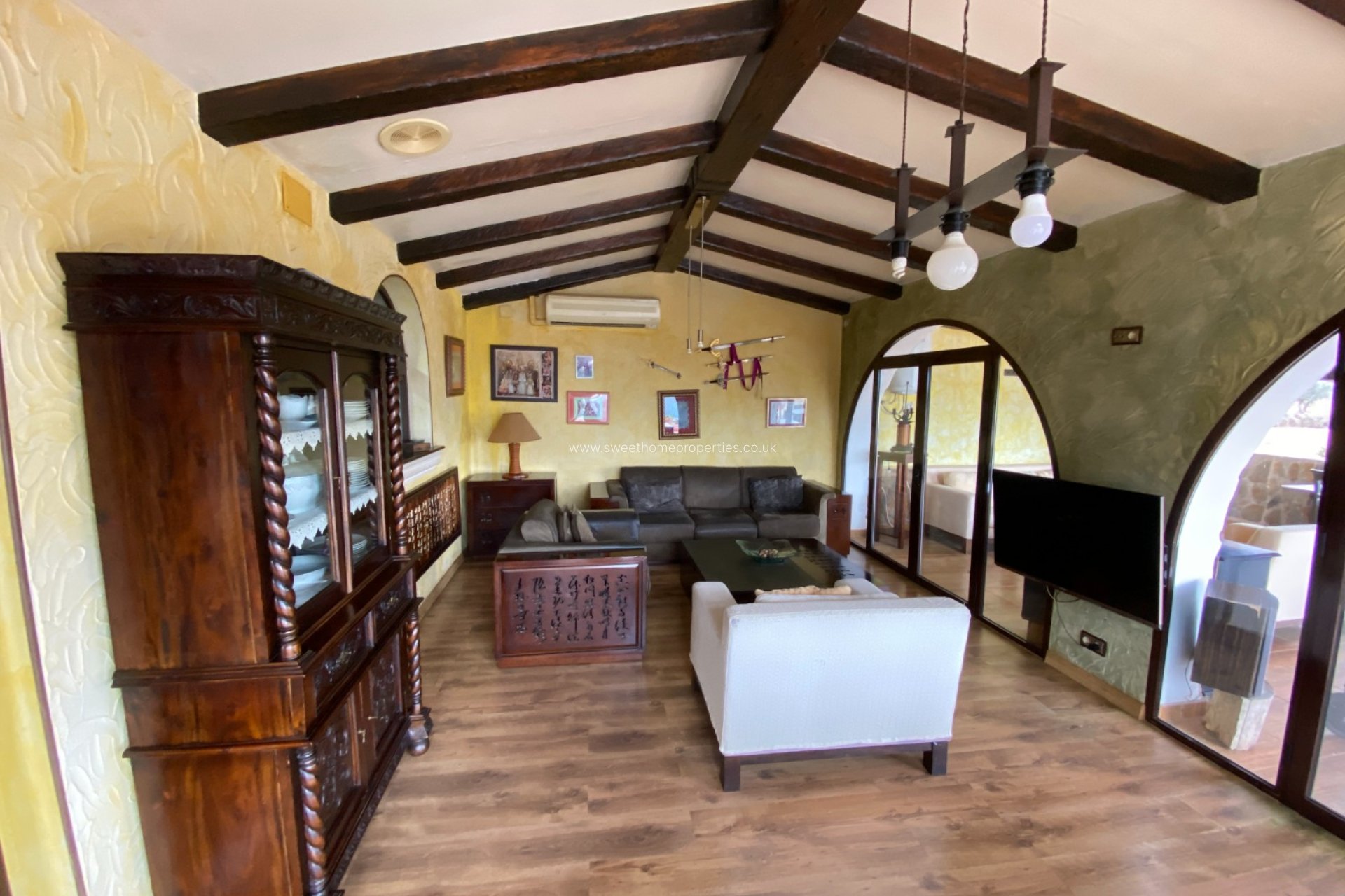 Resale - Country house - Sax