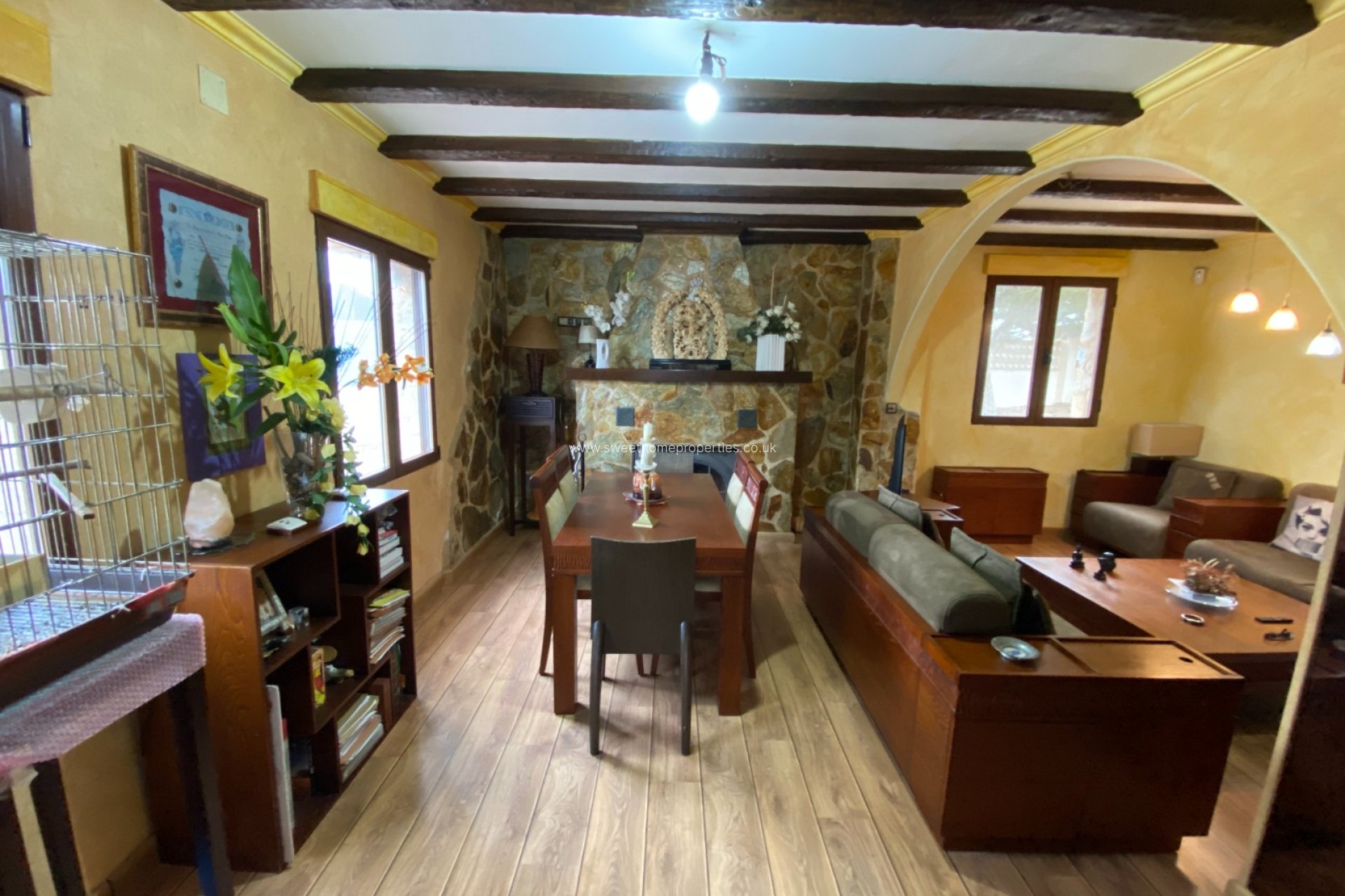 Resale - Country house - Sax