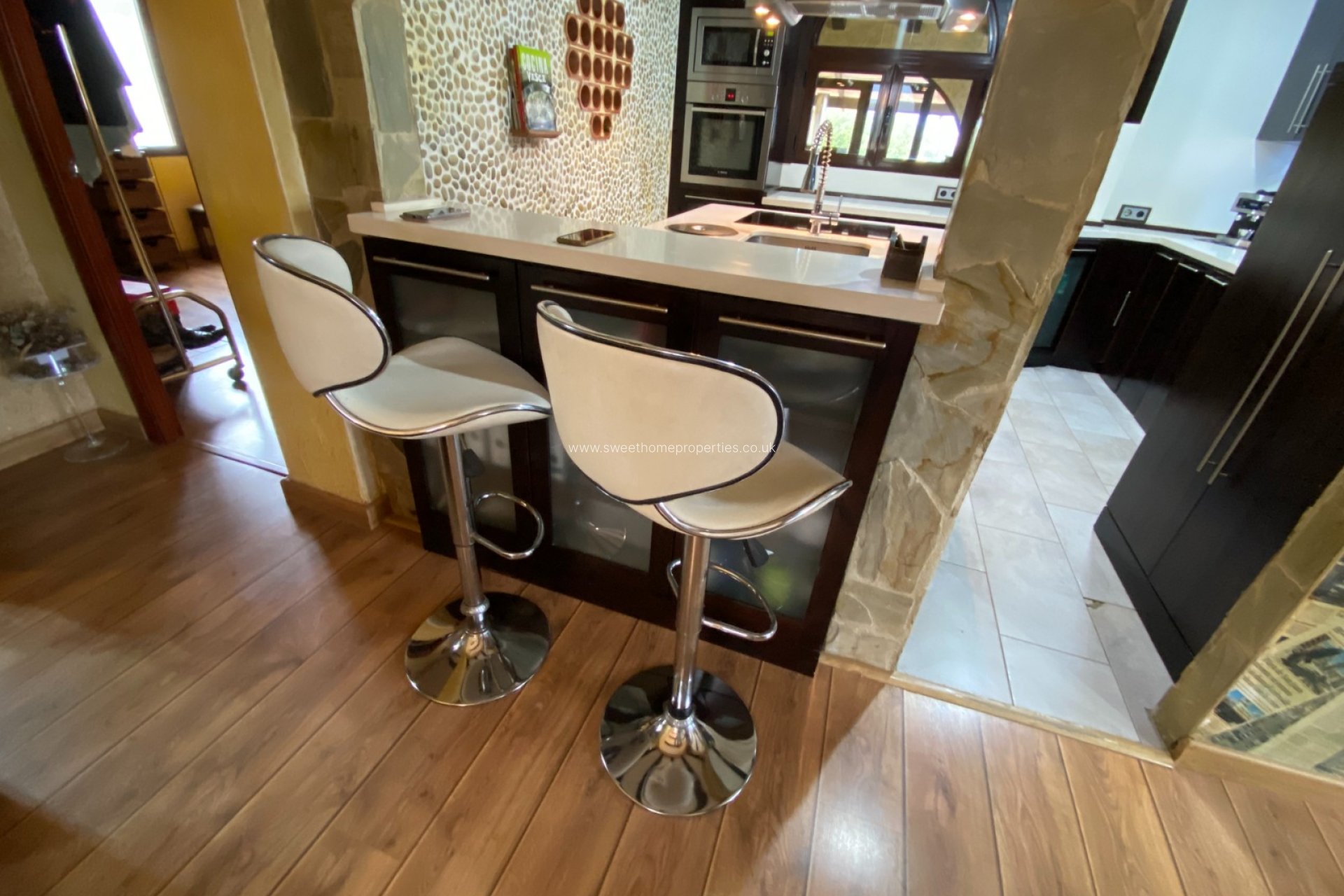 Resale - Country house - Sax