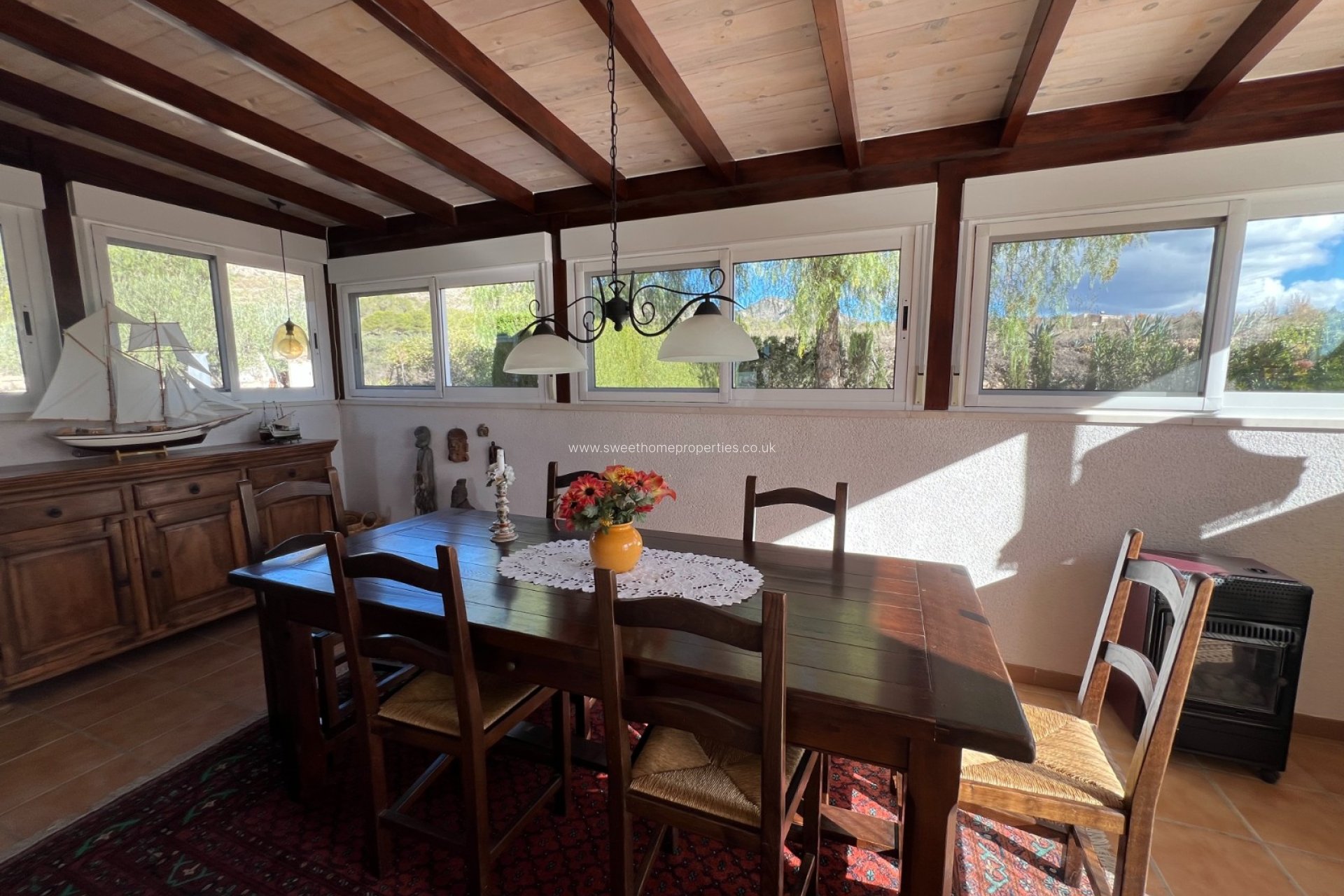 Resale - Country house - Sax