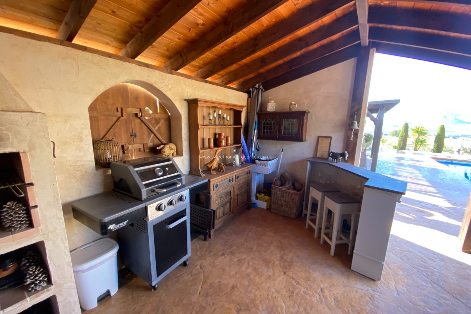 Resale - Country house - Sax