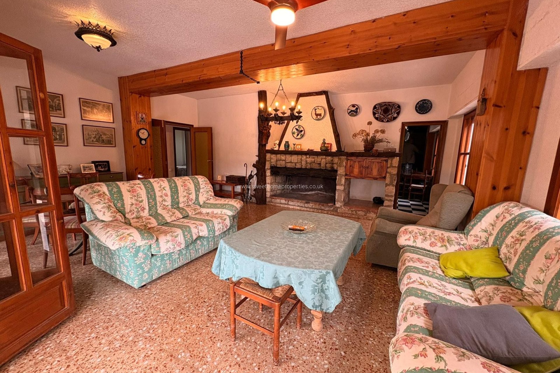 Resale - Country house - Sax