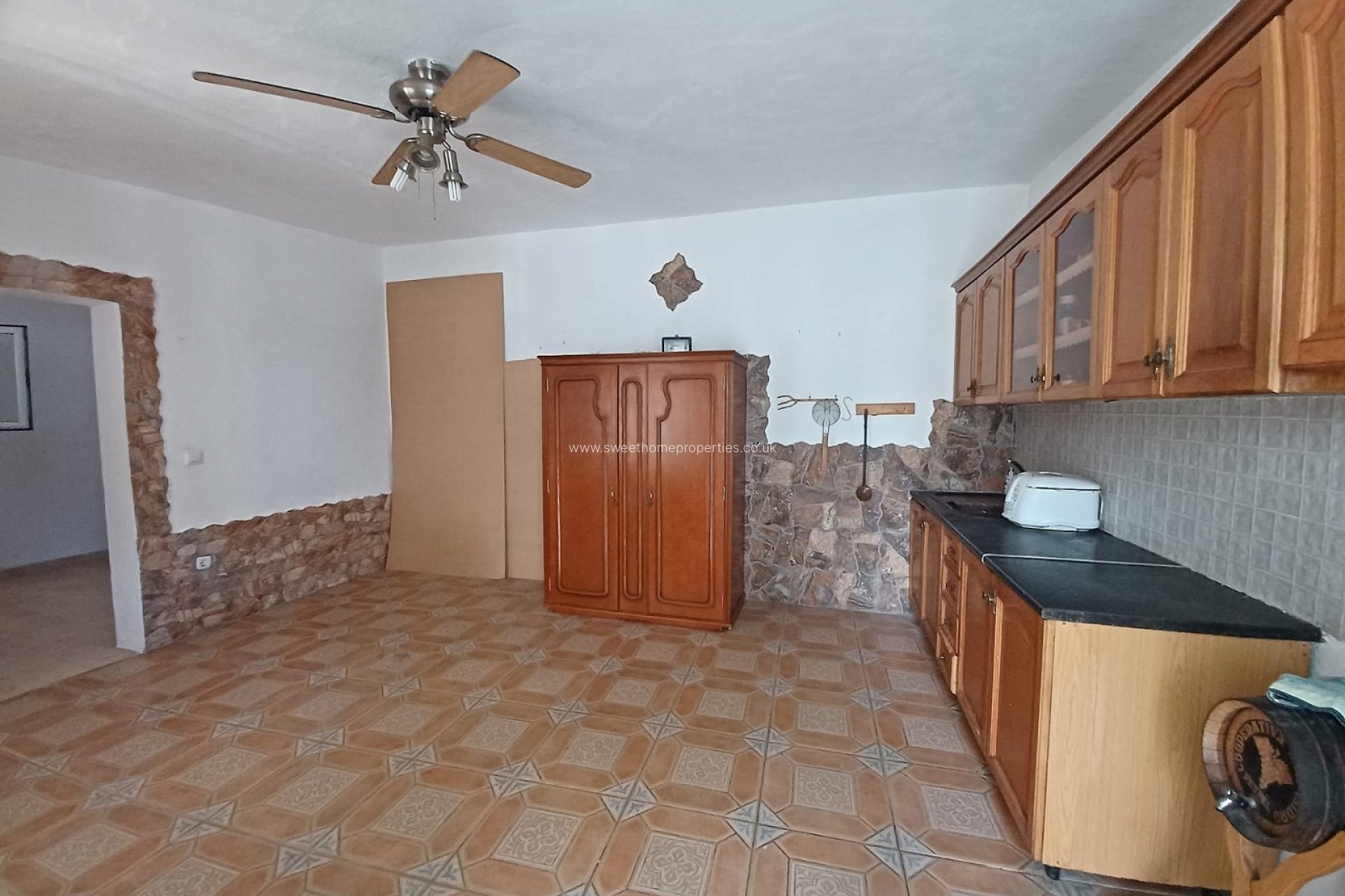 Resale - Country house - Sax