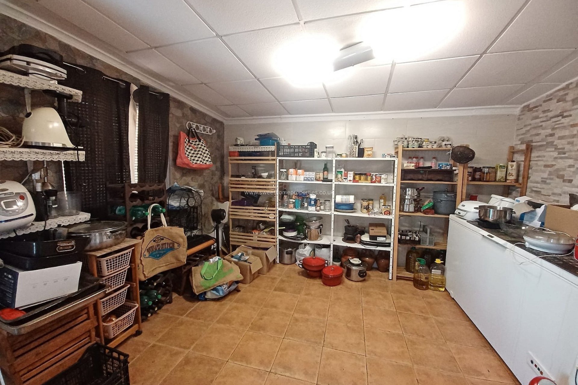Resale - Country house - Sax