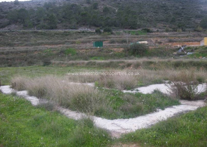 Resale - Plot - Aspe