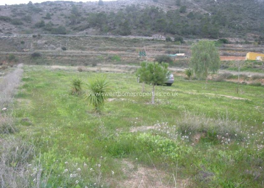 Resale - Plot - Aspe