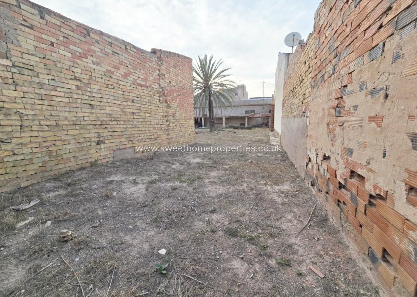 Resale - Plot - Aspe