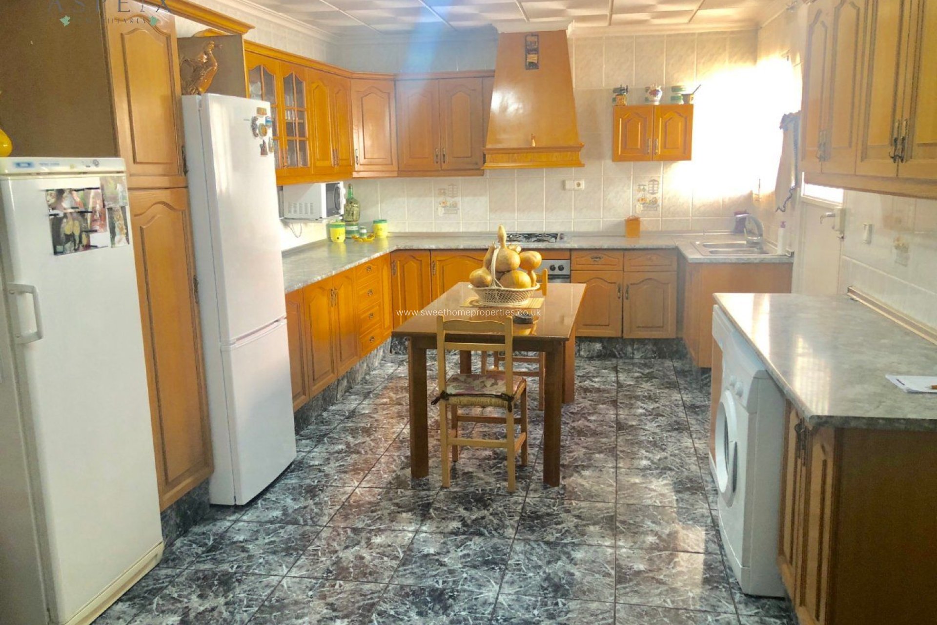 Resale - Town house - Algueña - ALGEÑA