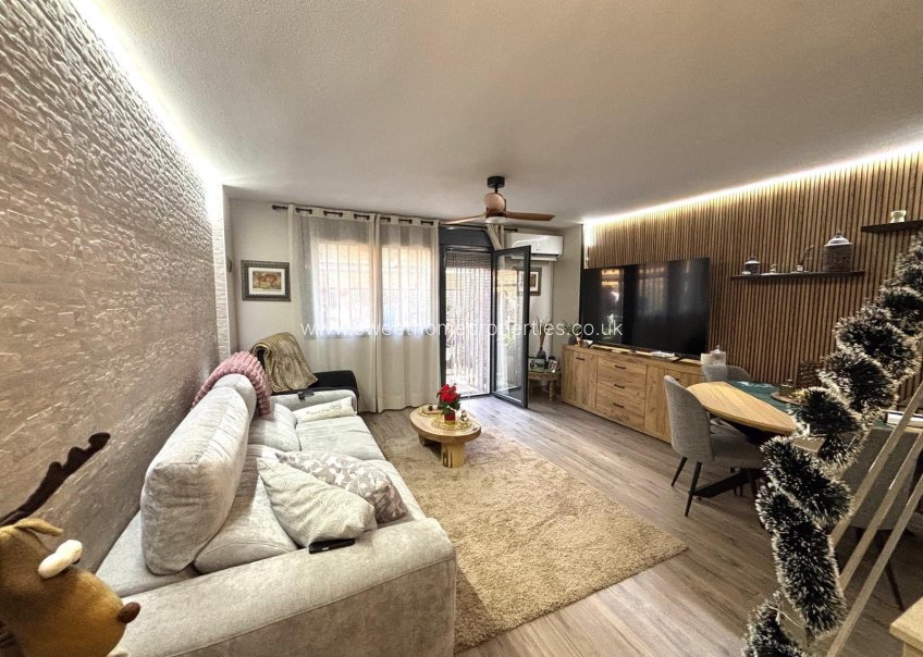 Resale - Town house - Aspe - Cipreses