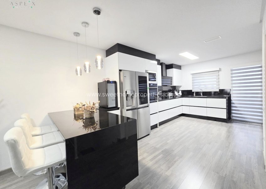 Resale - Town house - Aspe - Las Fuentes - Los Cipreses