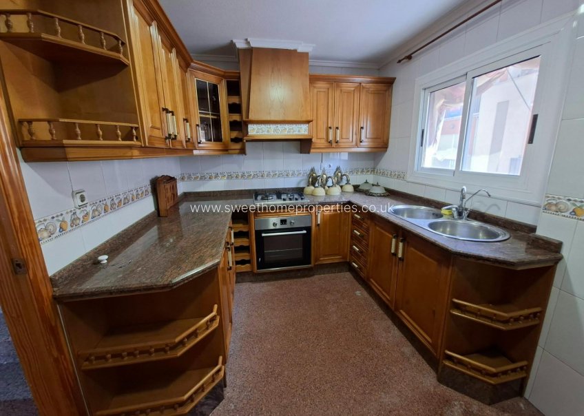 Resale - Town house - Aspe - Tres Hermanas