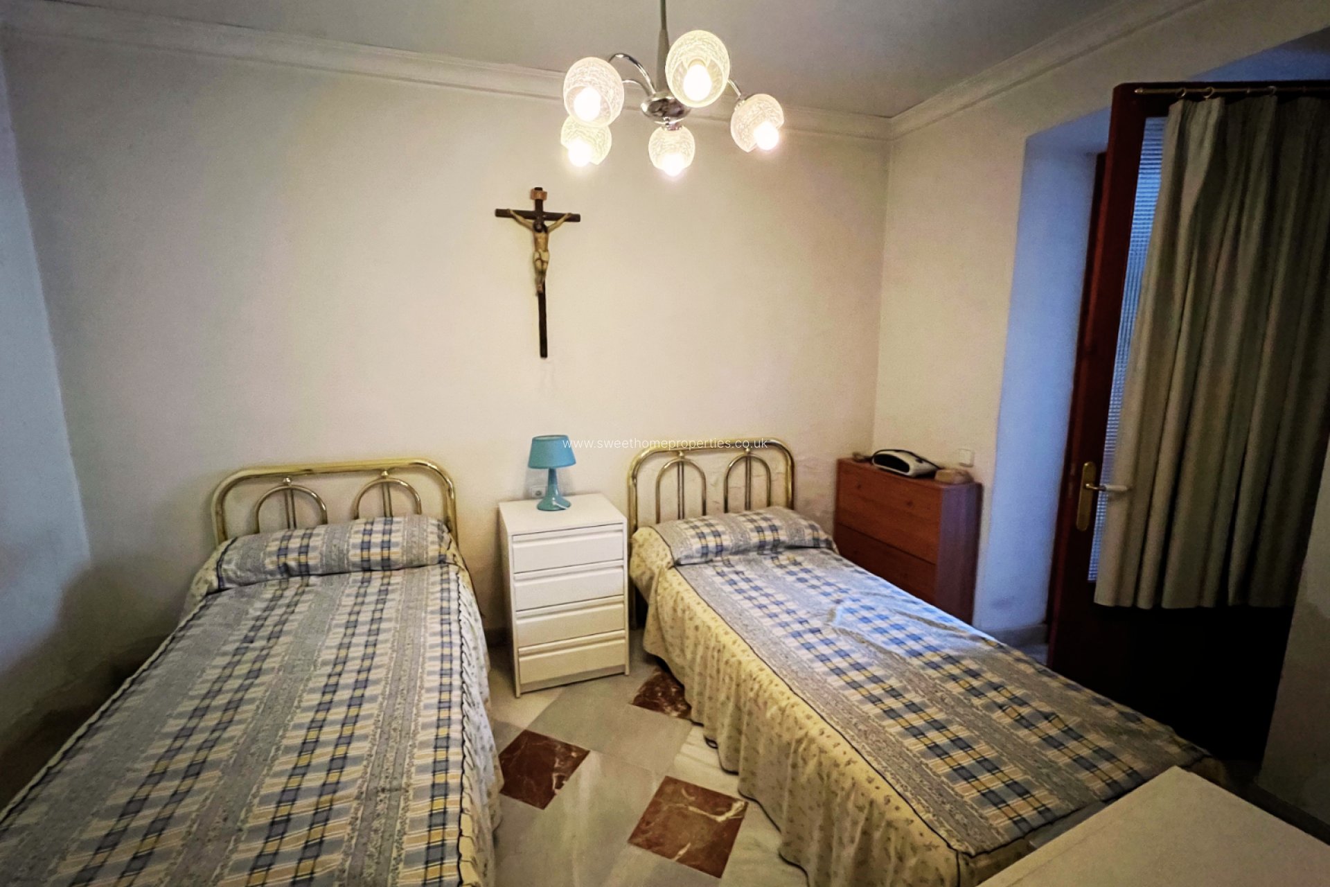 Resale - Town house - Aspe