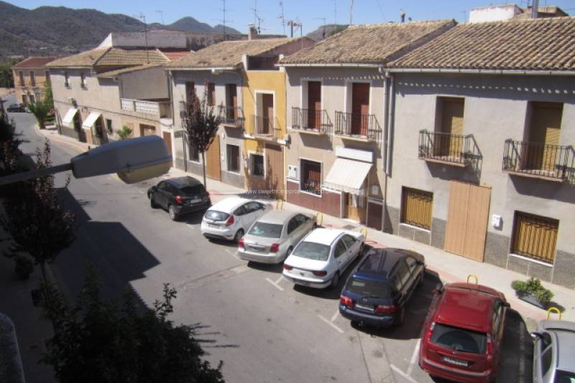 Resale - Town house - Hondon De Las Nieves - CENTRO