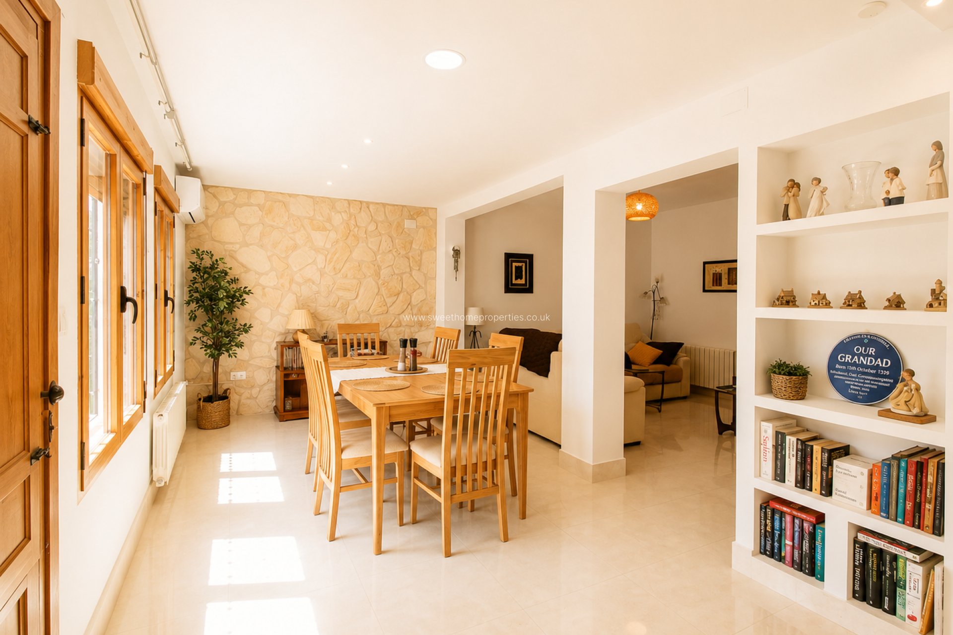 Resale - Town house - La Romana