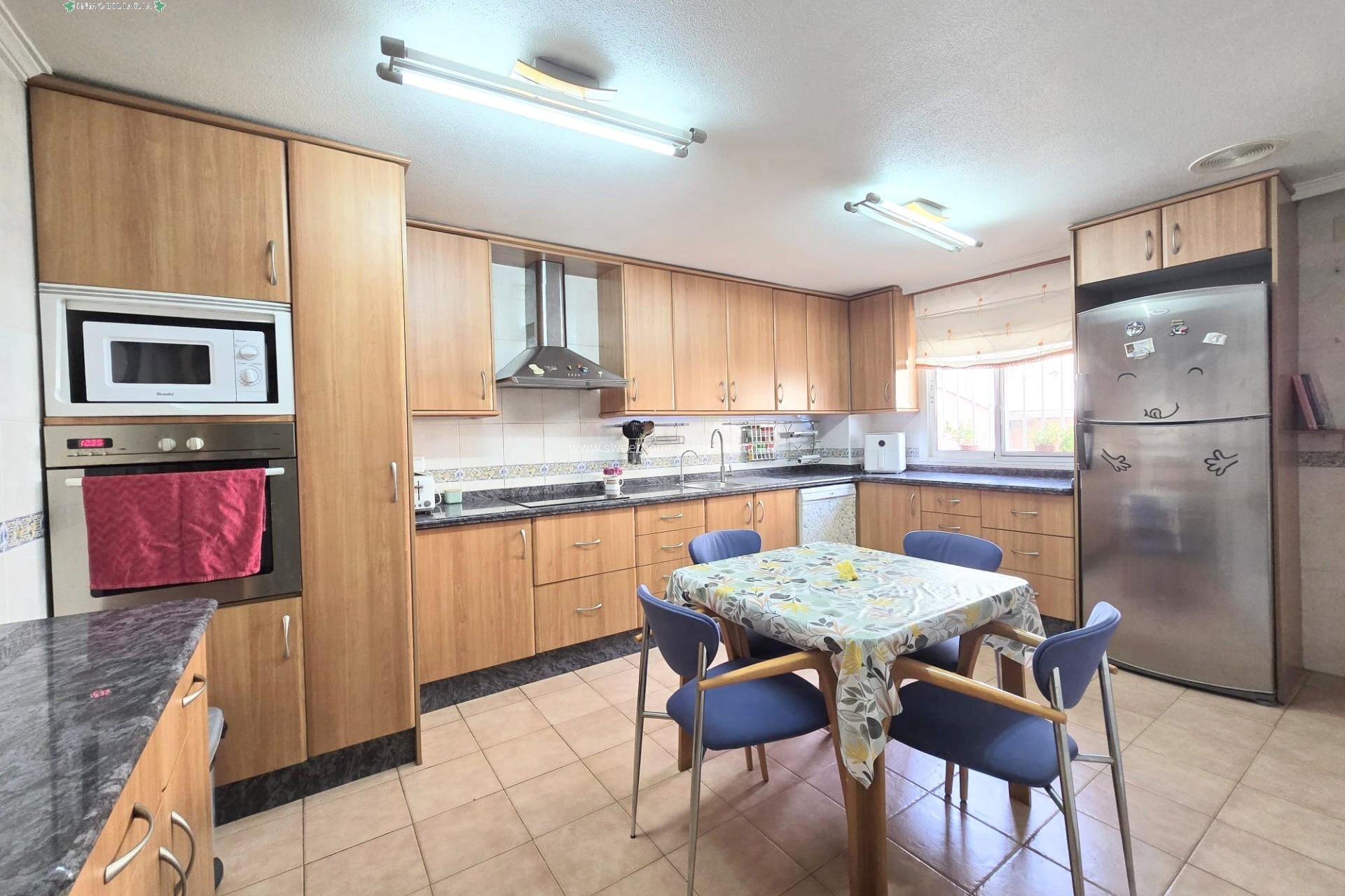 Resale - Town house - Monovar - Alameda