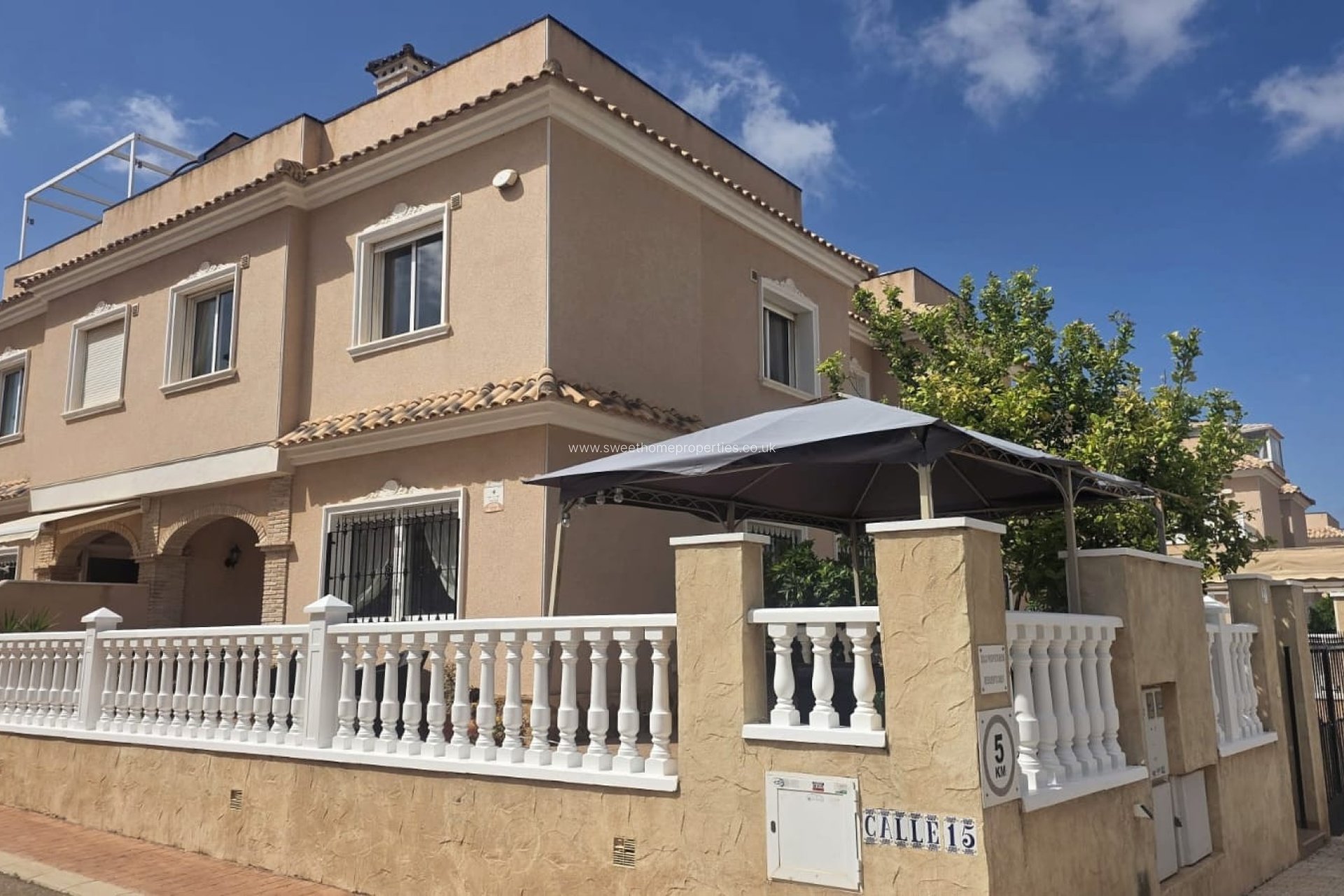 Resale - Town house - Orihuela Costa - Villamartin