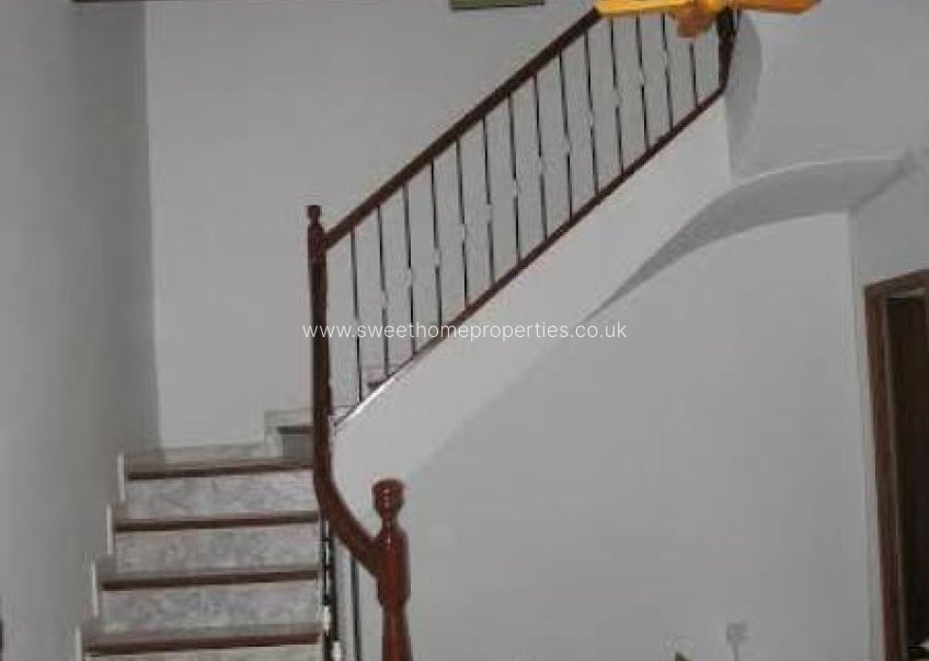 Resale - Town house - Pinoso - CHIRNOLET