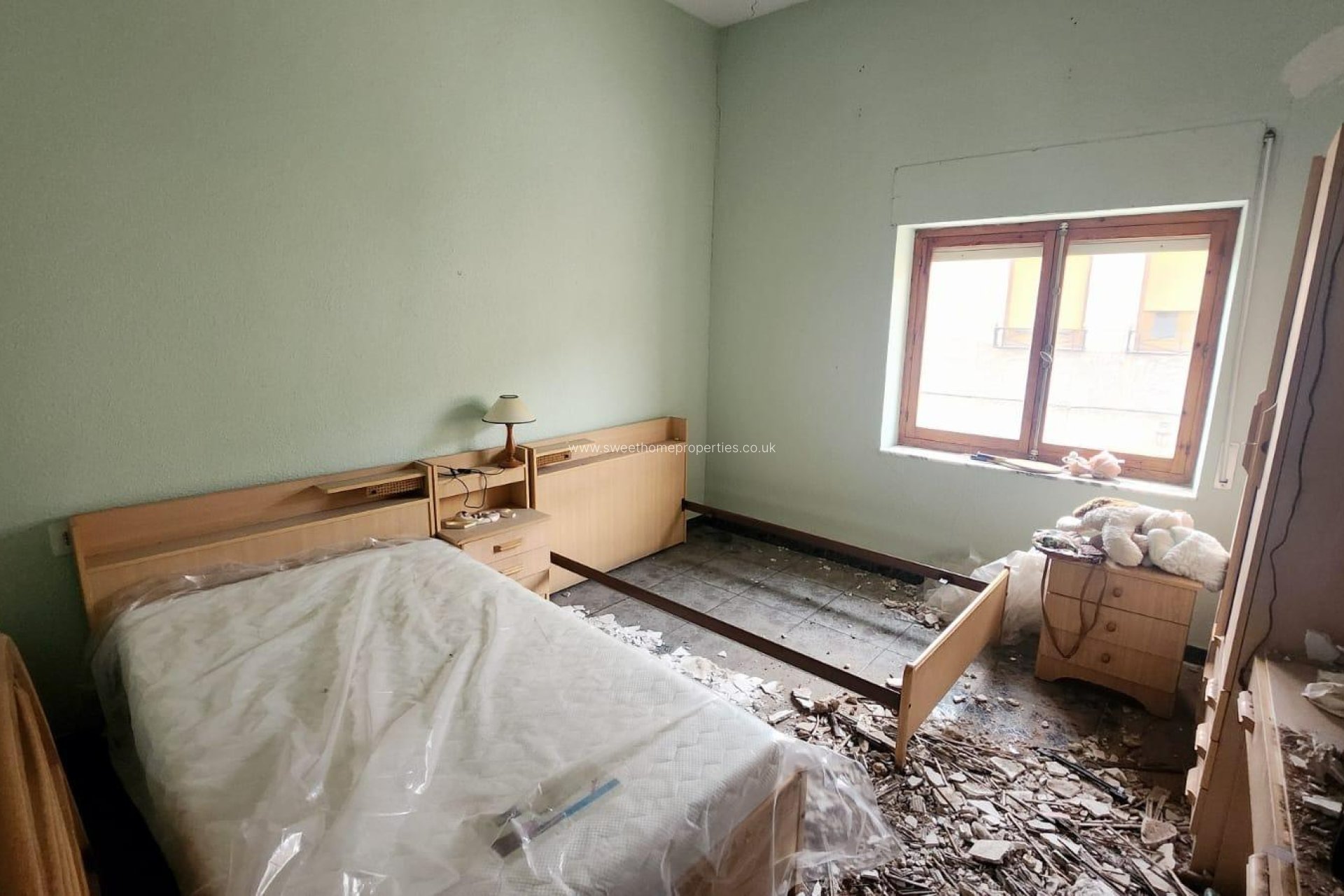 Resale - Town house - Pinoso - Comunidad valenciana