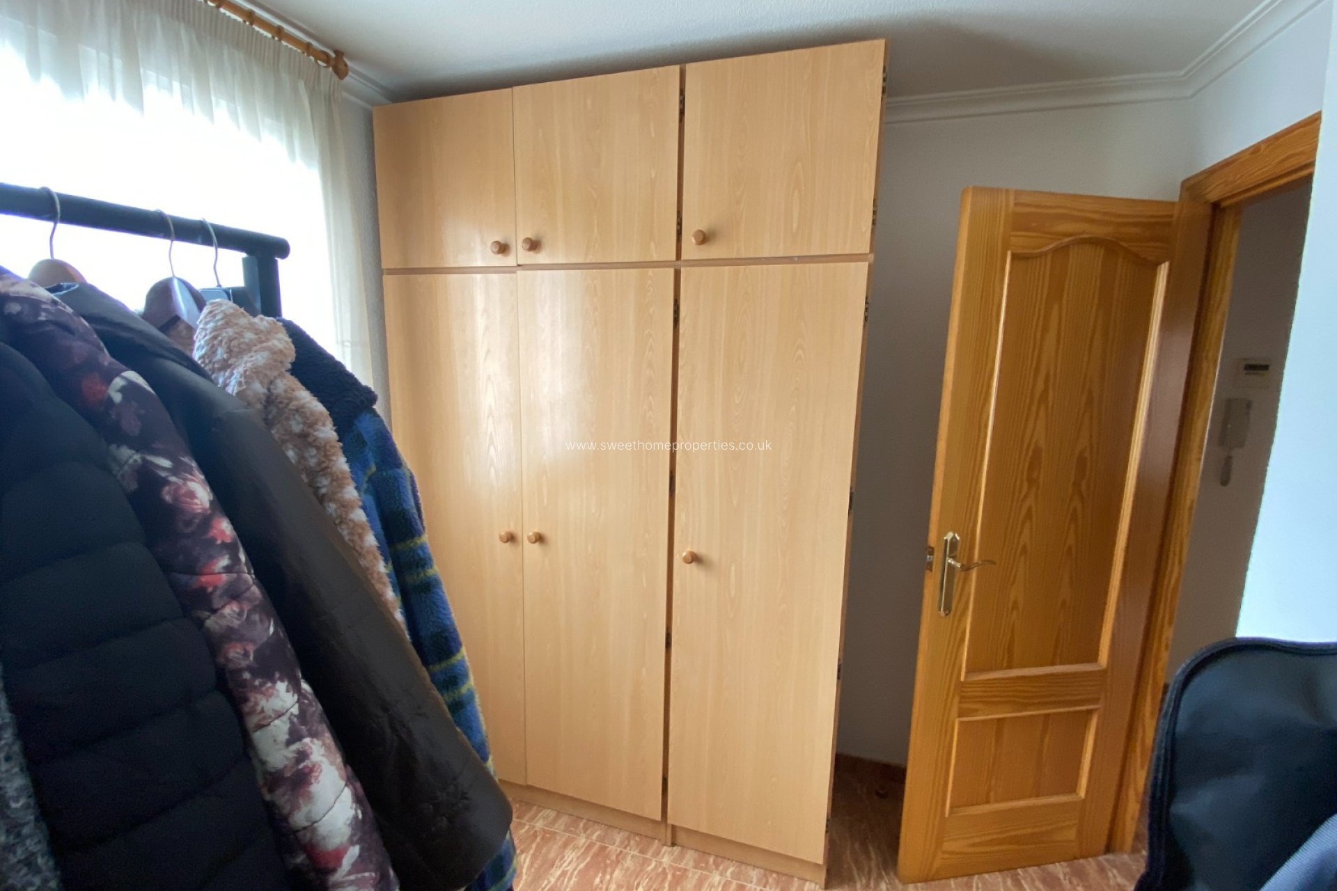 Resale - Town house - Sax