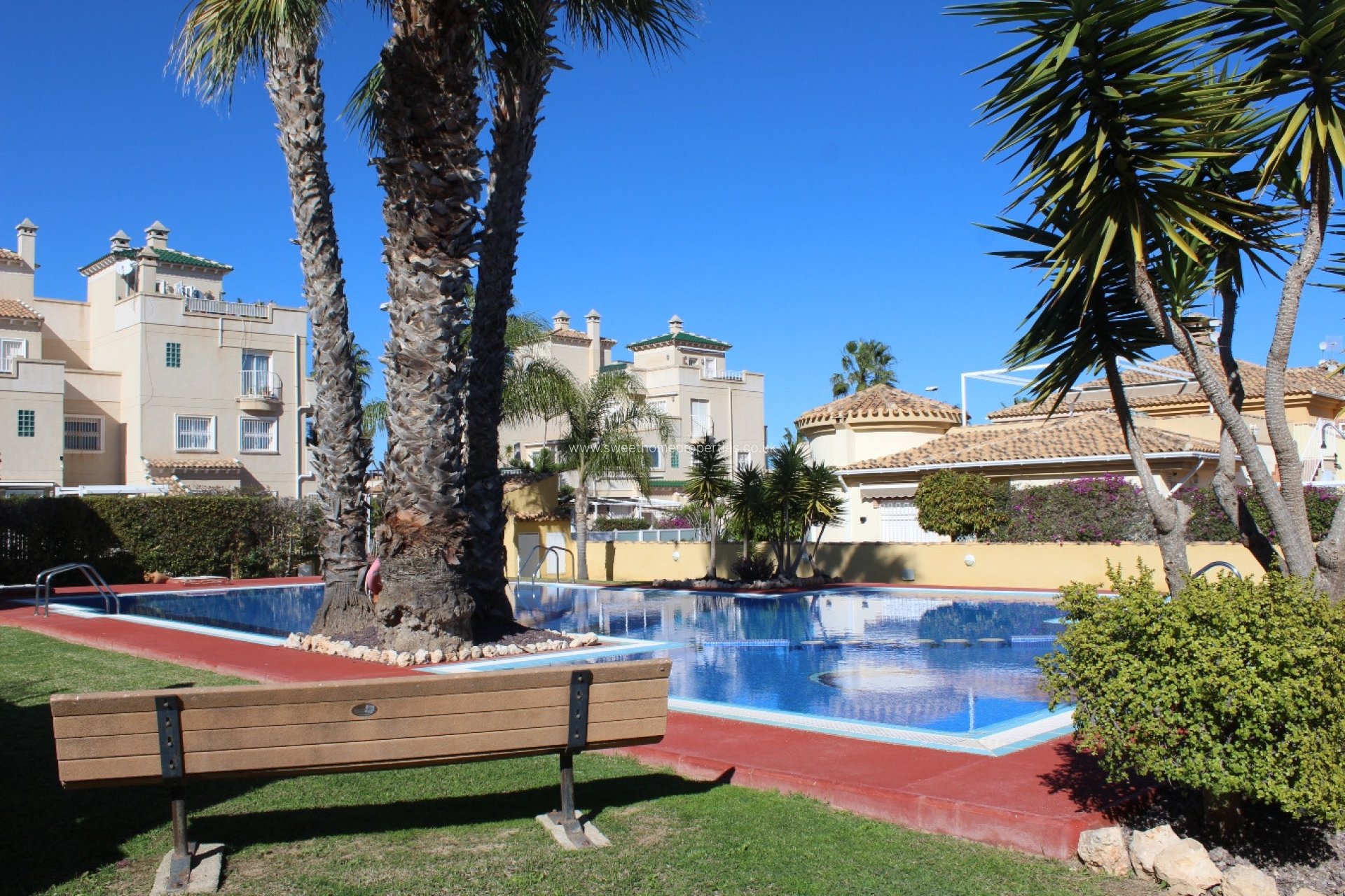 Resale - Town house - Villamartin