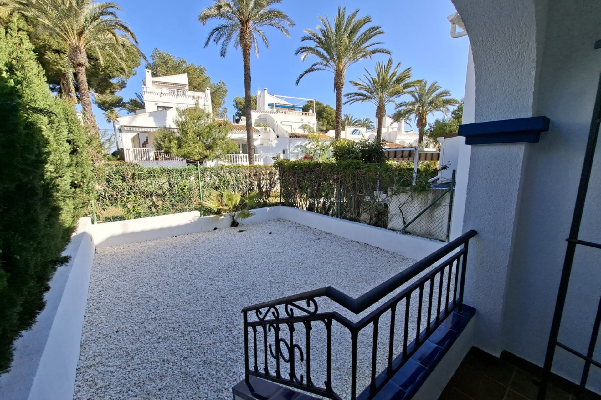 Resale - Town house - Villamartin