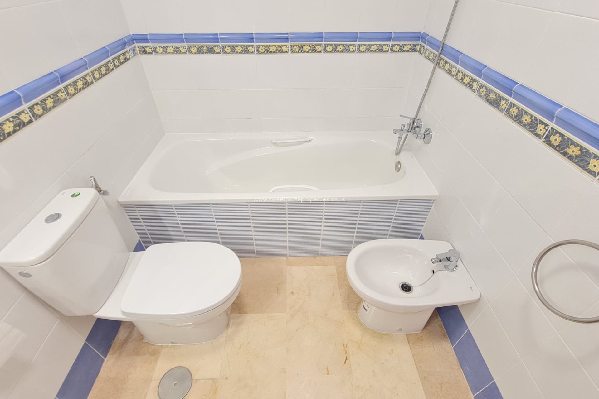 Resale - Town house - Villamartin