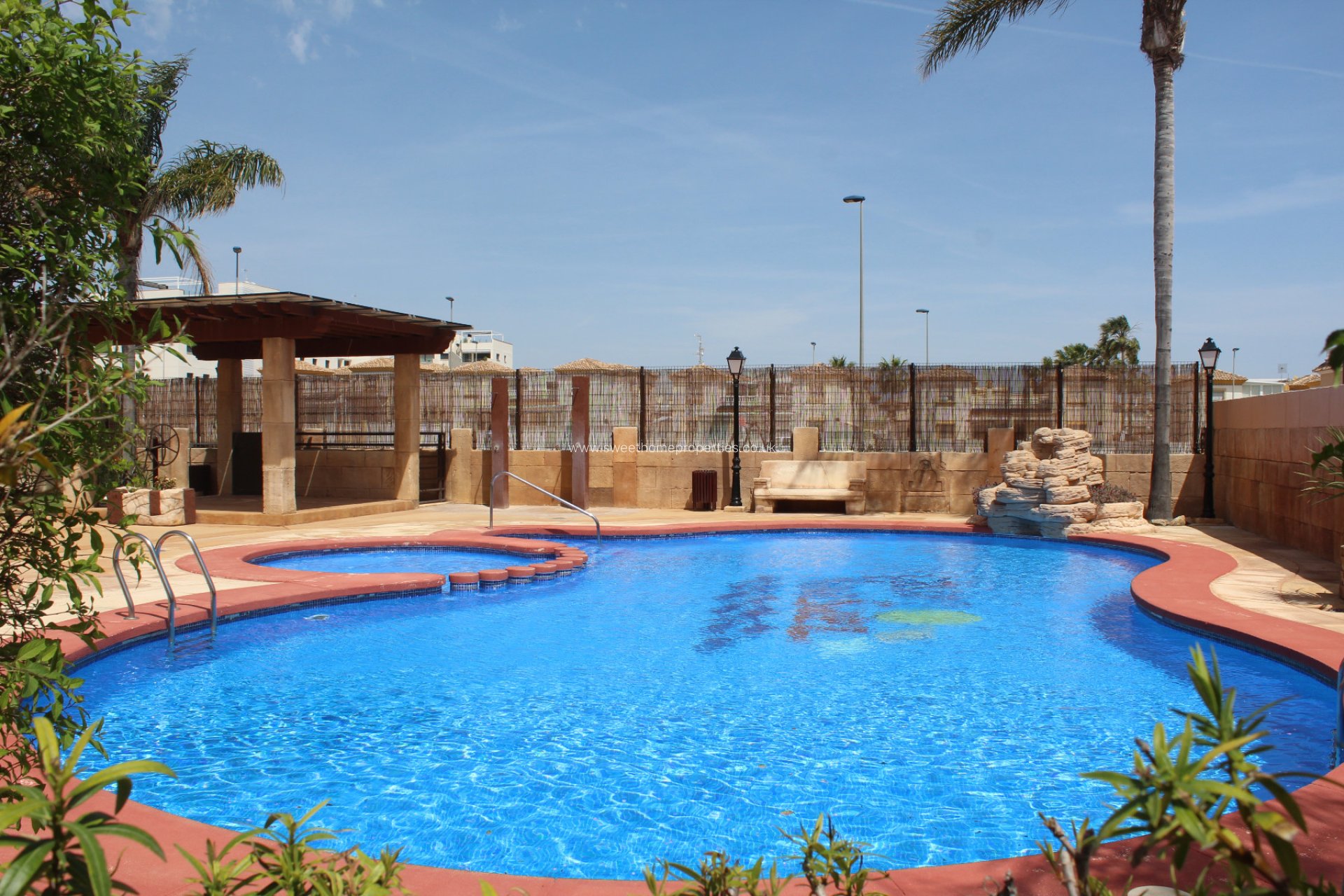 Resale - Town house - Villamartin