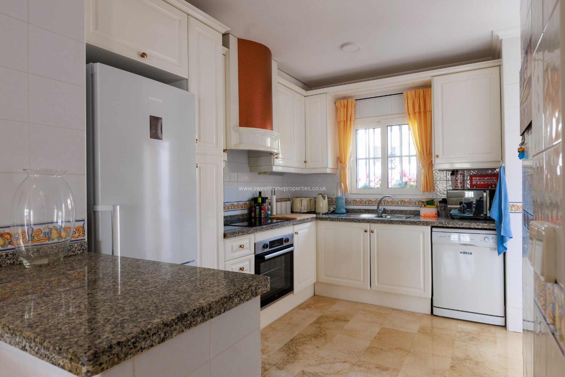 Resale - Town house - Villamartin