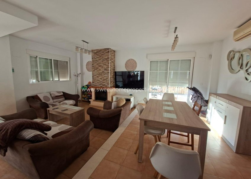 Resale - Villa - Aspe - Centro