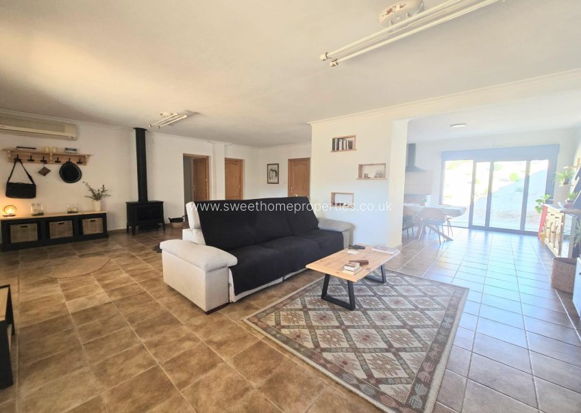 Resale - Villa - Aspe - Pedanías Oeste