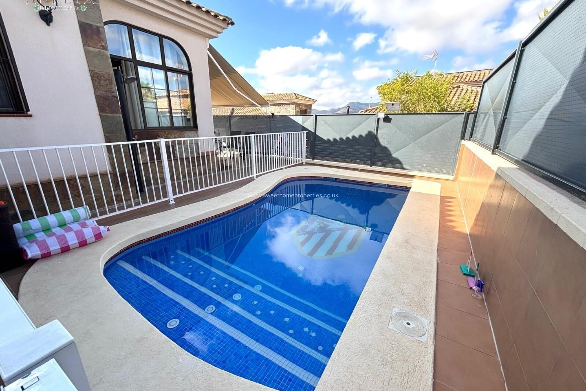 Resale - Villa - Aspe