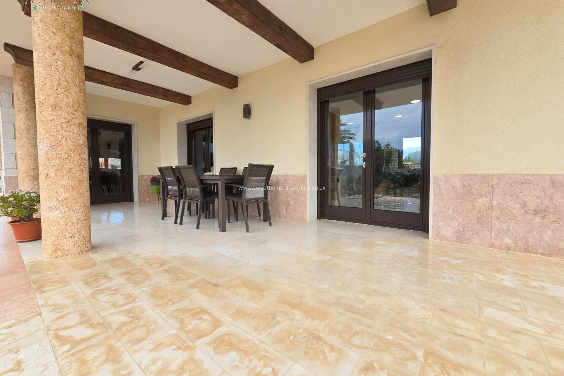 Resale - Villa - Aspe