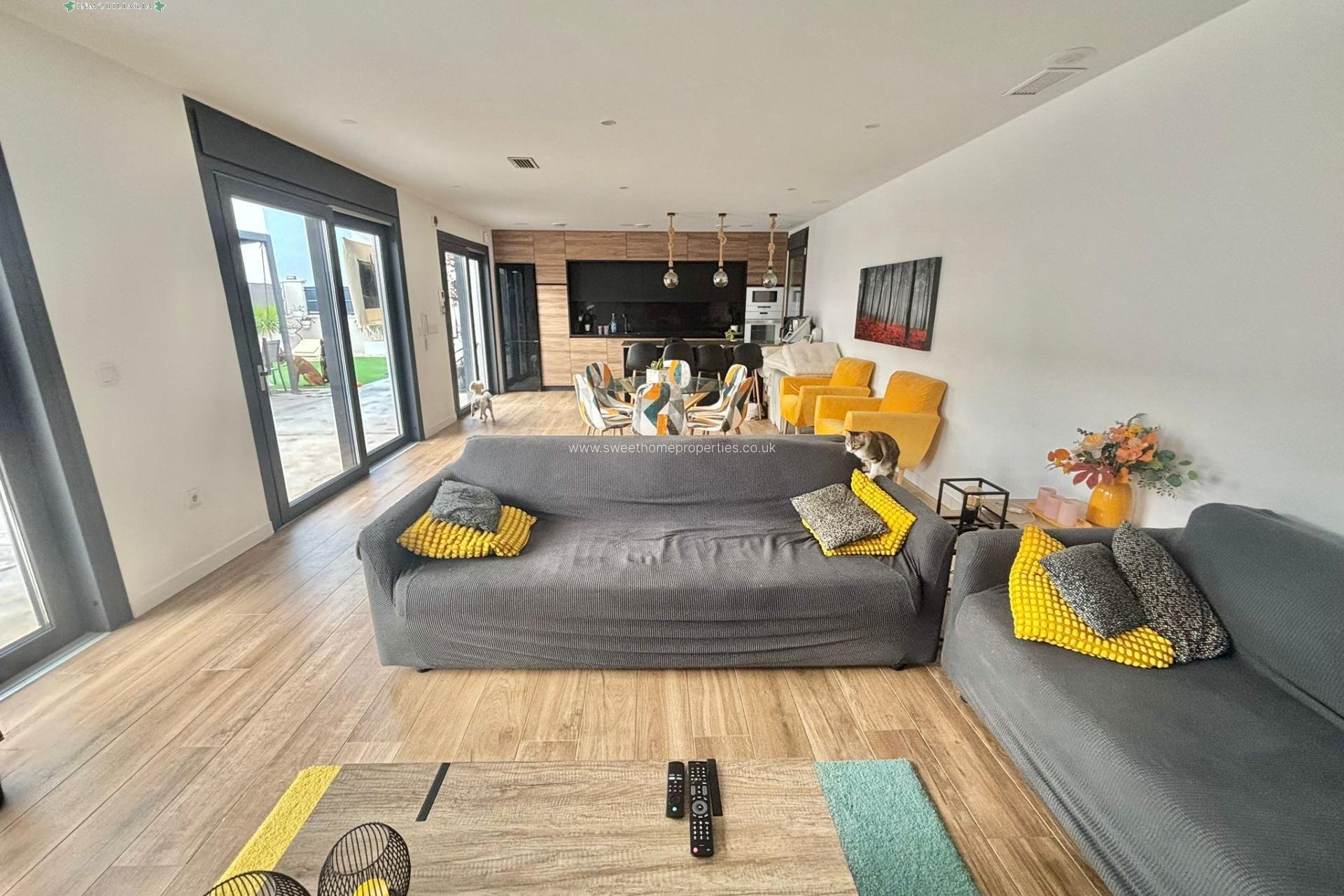 Resale - Villa - Aspe