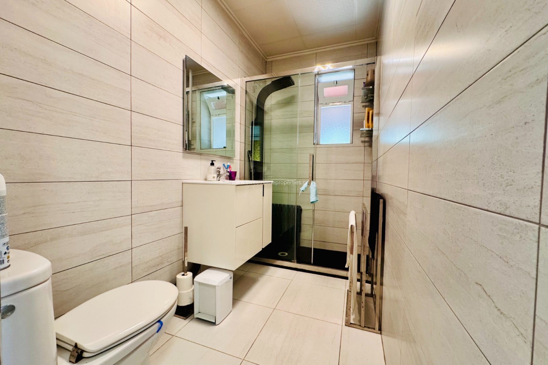 Resale - Villa - Aspe