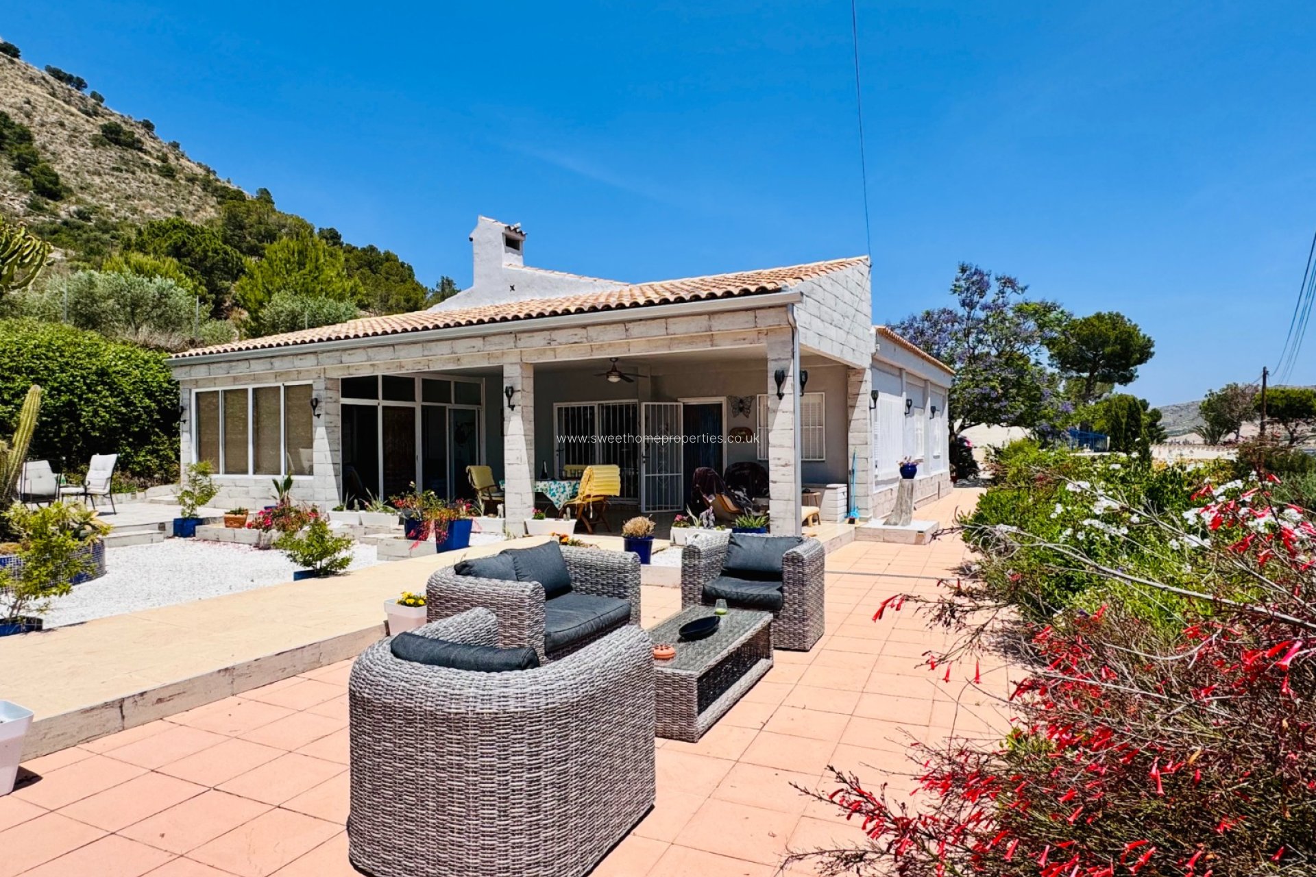 Resale - Villa - Aspe