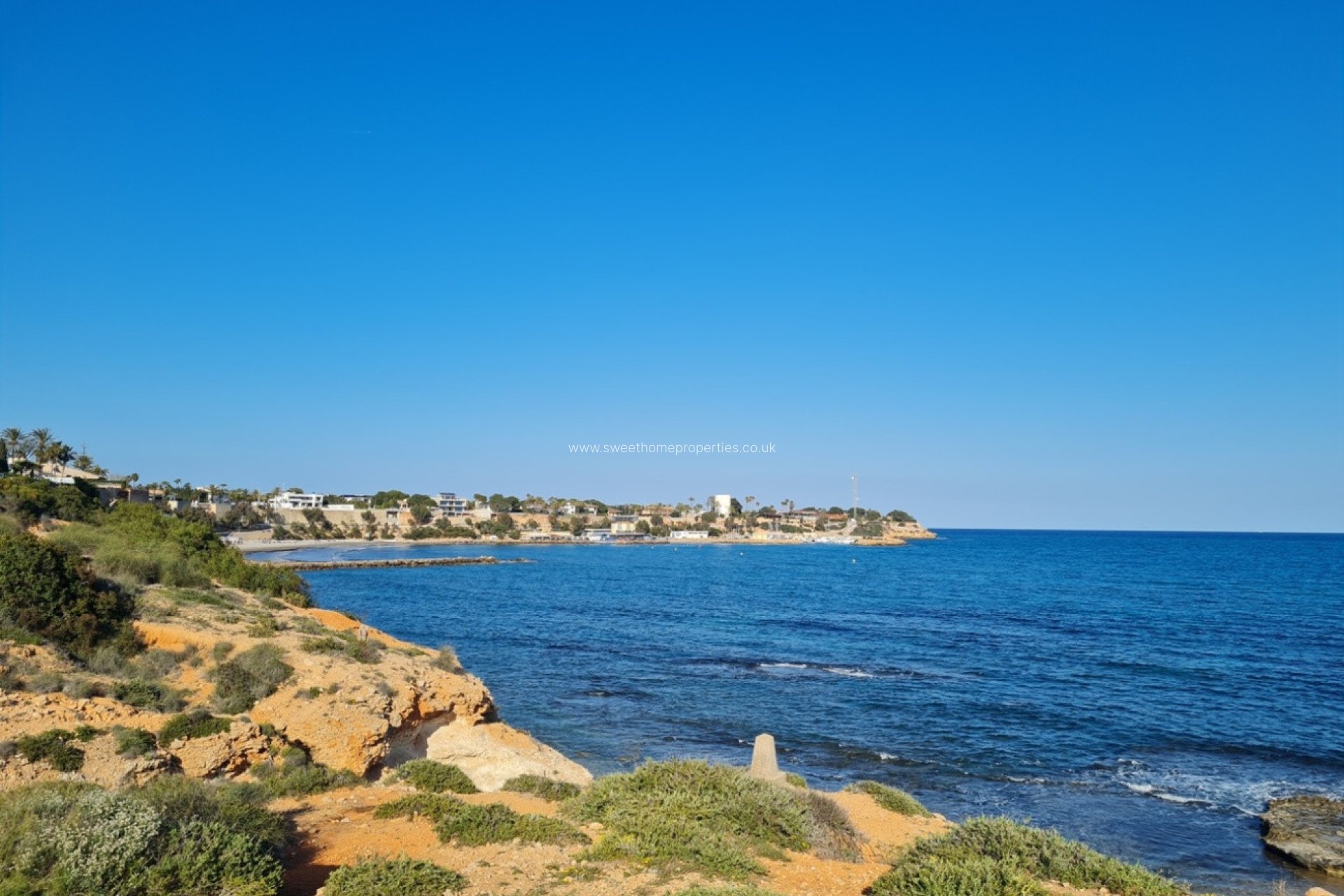 Resale - Villa - Cabo Roig