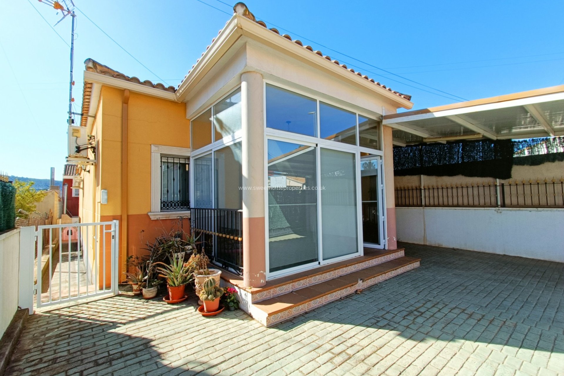 Resale - Villa - Hondon De Los Frailes