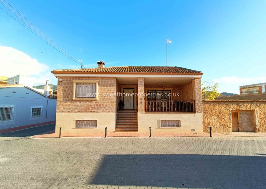Resale - Villa - Hondon De Los Frailes