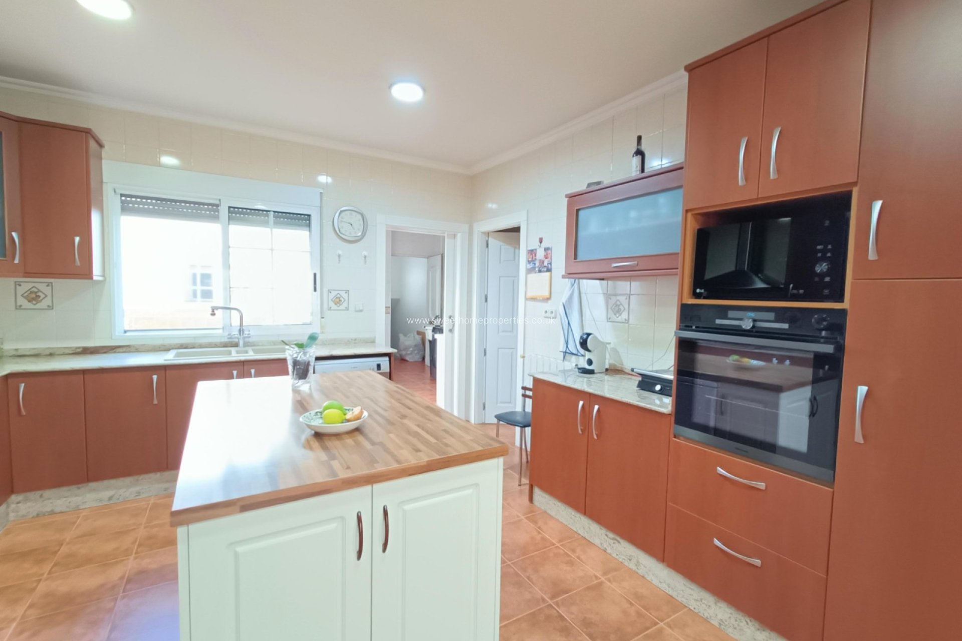 Resale - Villa - Hondon De Los Frailes