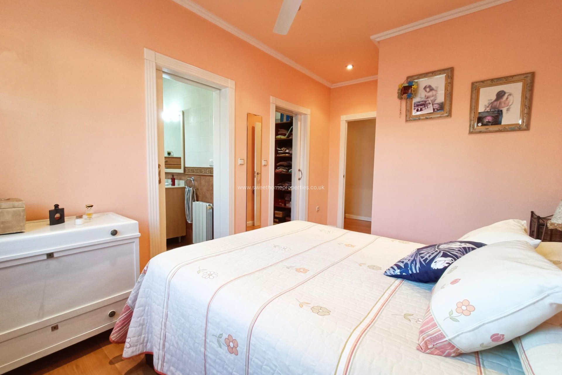 Resale - Villa - Hondon De Los Frailes