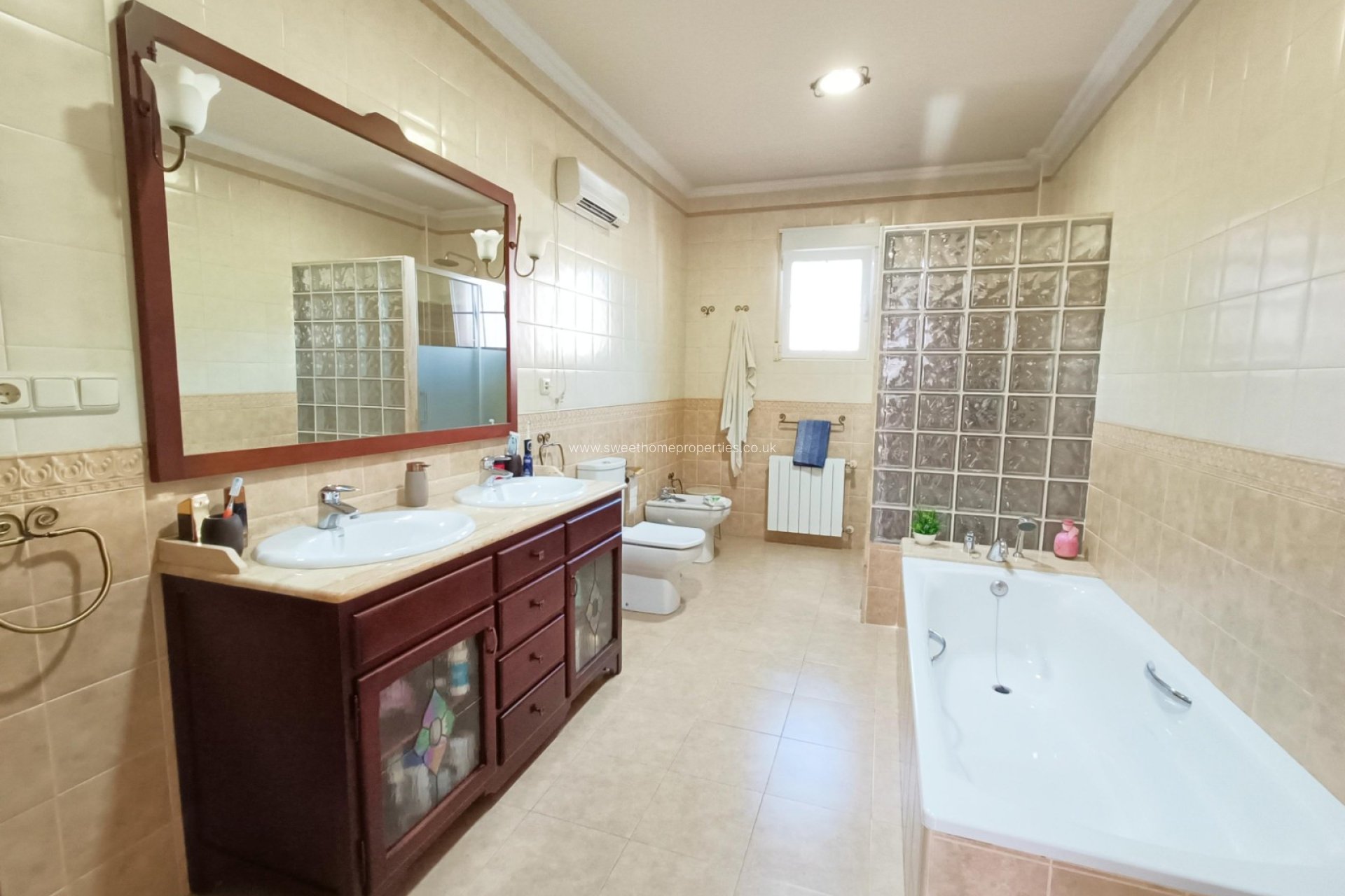 Resale - Villa - Hondon De Los Frailes