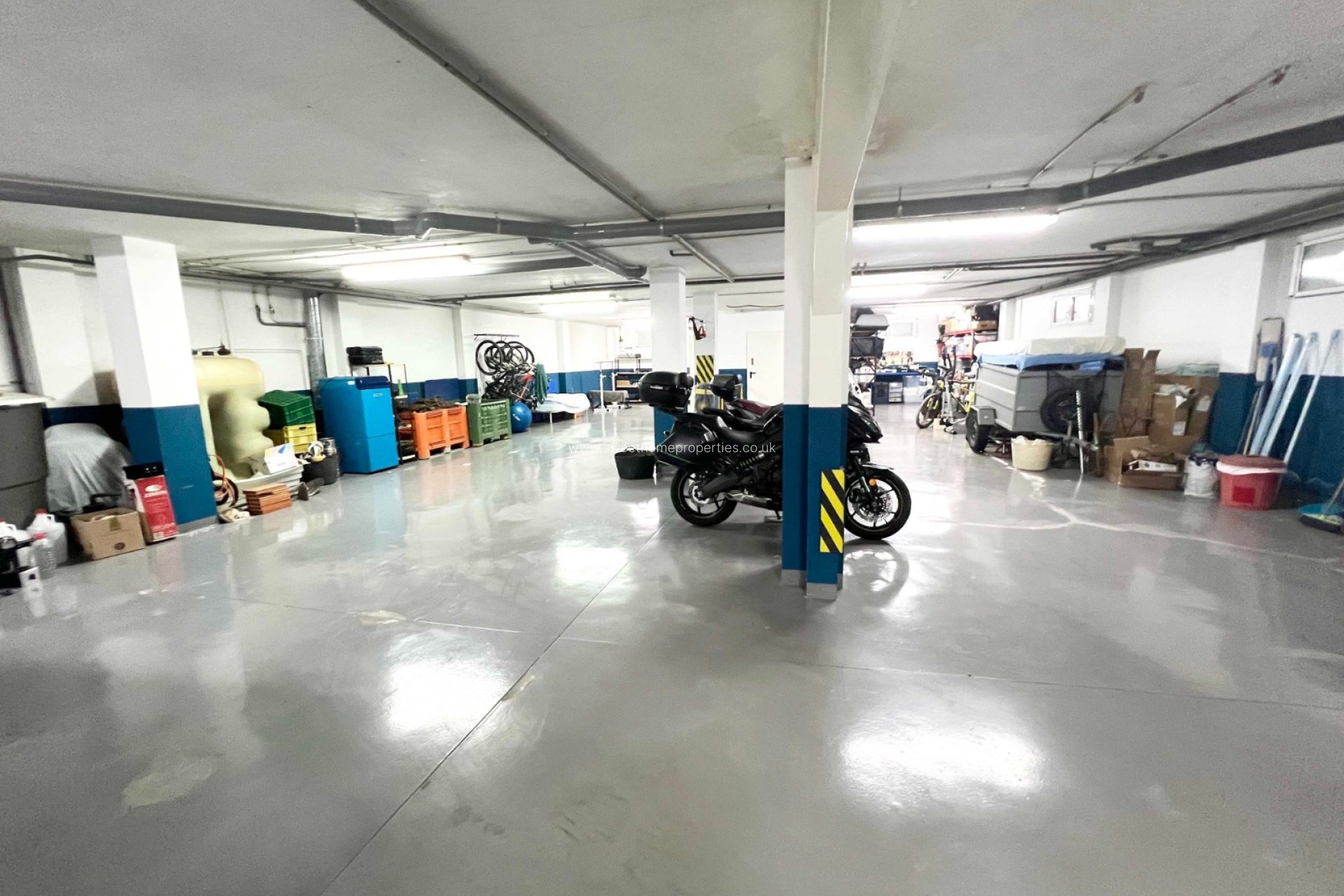 Resale - Villa - Hondon De Los Frailes