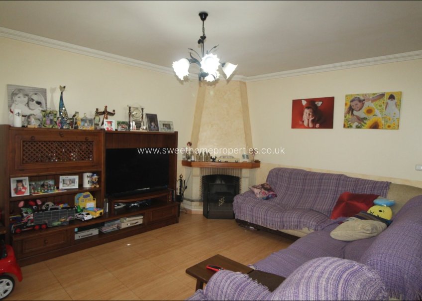 Resale - Villa - Hondon De Los Frailes