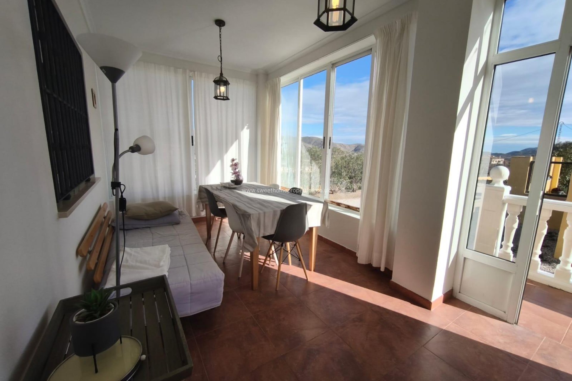 Resale - Villa - Hondon De Los Frailes