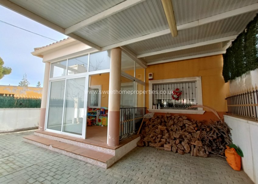 Resale - Villa - Hondon De Los Frailes