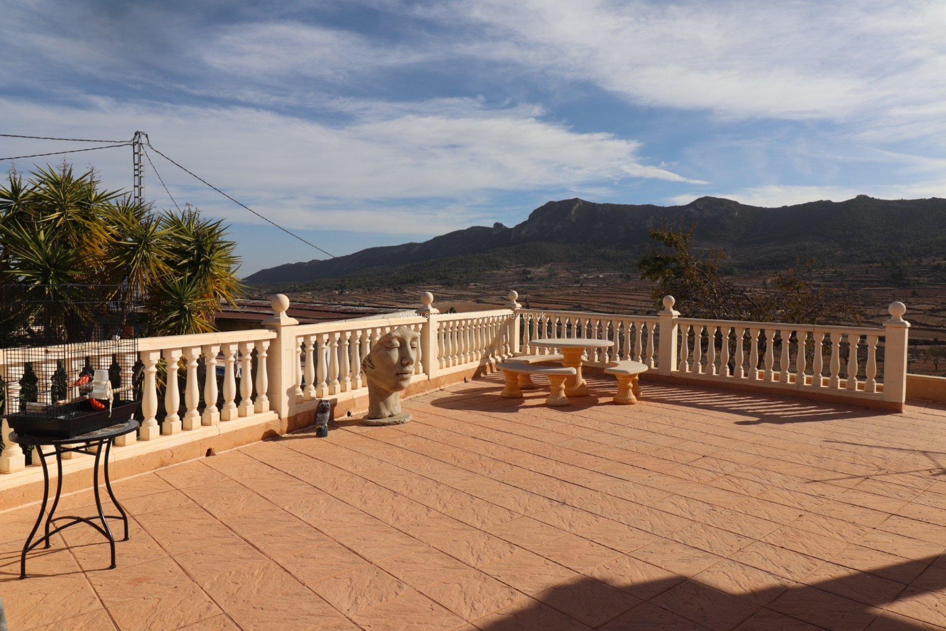 Resale - Villa - La Romana