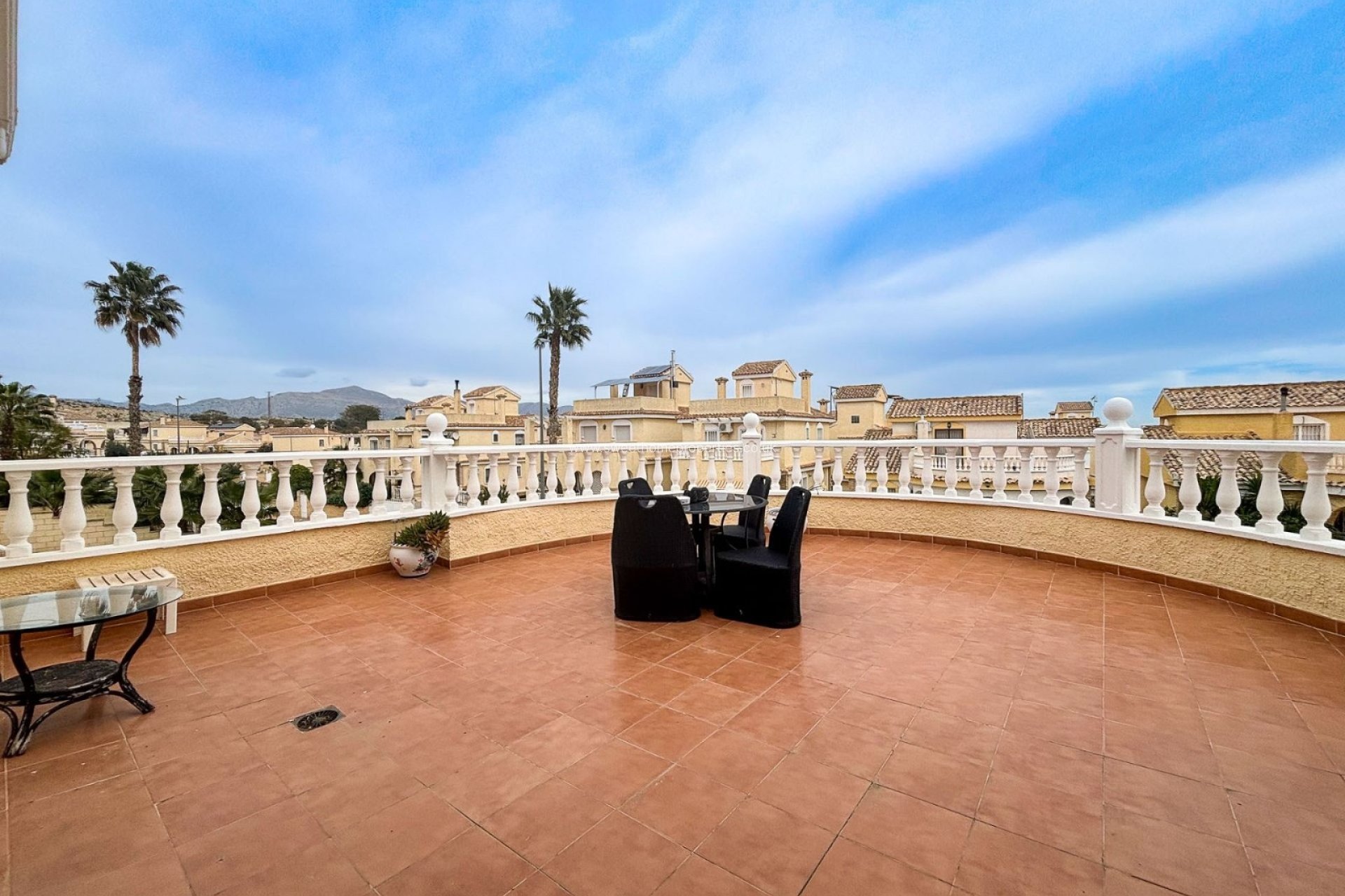 Resale - Villa - Monforte Del Cid - Monforte del Cid